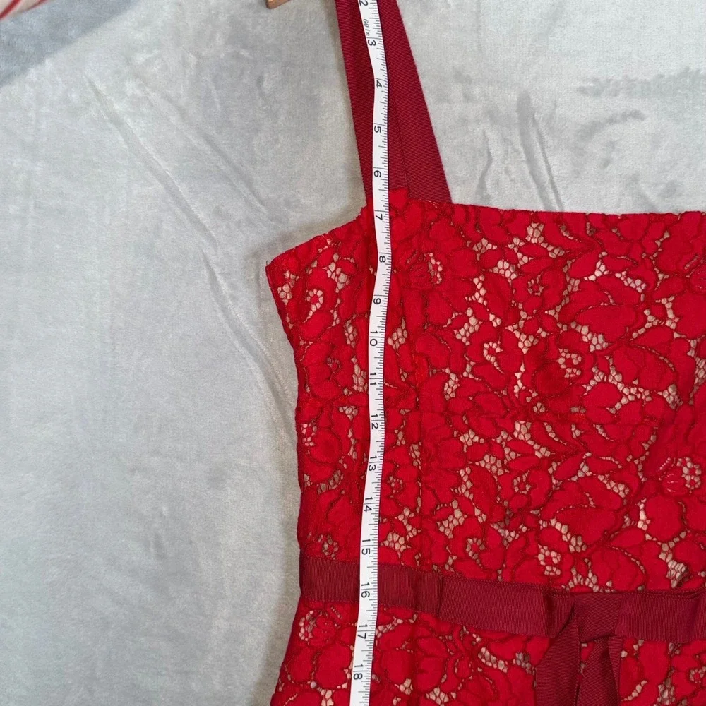 New Oscar De La Renta Dress 8 Red Fluted Lace Midi Silk Lined Italian‎ NWT!